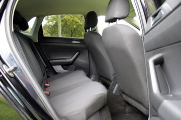 Voertuigafbeelding 12