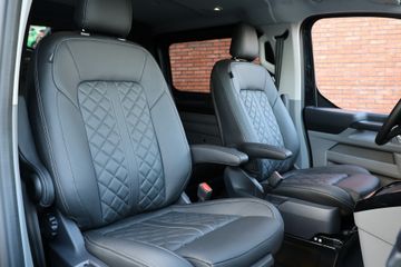 Voertuigafbeelding 9