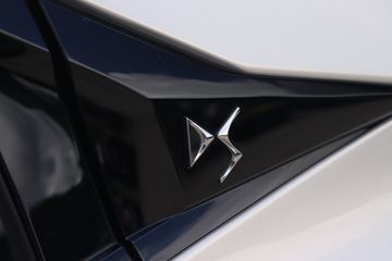 Voertuigafbeelding 26