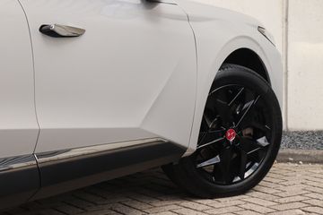 Voertuigafbeelding 8