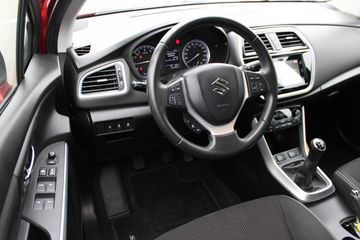 Voertuigafbeelding 7