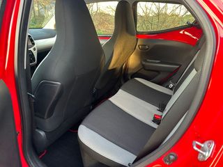 Voertuigafbeelding 7