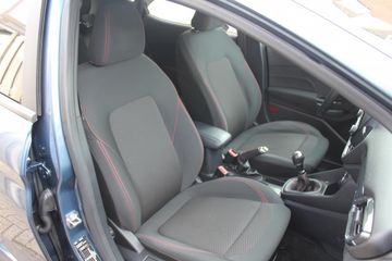 Voertuigafbeelding 13