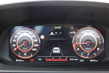 Voertuigafbeelding 12