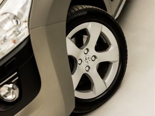 Voertuigafbeelding 16