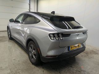 Voertuigafbeelding 2