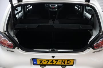 Voertuigafbeelding 16