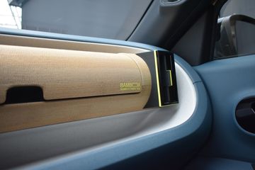 Voertuigafbeelding 26