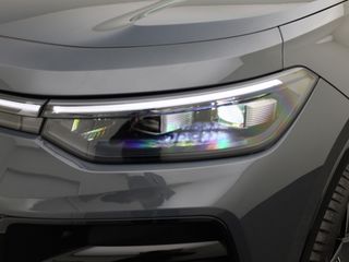 Voertuigafbeelding 16