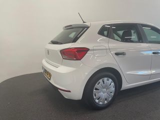 Voertuigafbeelding 4