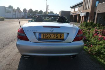 Voertuigafbeelding 32