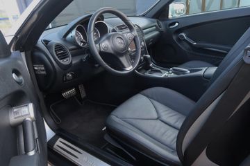 Voertuigafbeelding 6