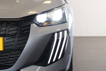 Voertuigafbeelding 6