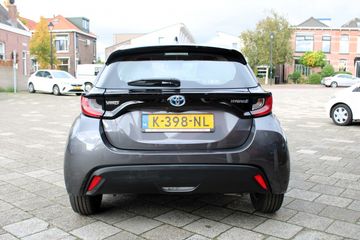 Voertuigafbeelding 3