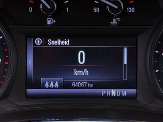 Voertuigafbeelding 3