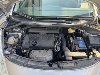 Voertuigafbeelding 16