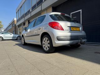 Voertuigafbeelding 5