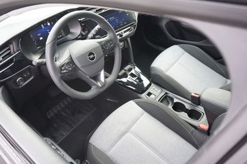 Voertuigafbeelding 11