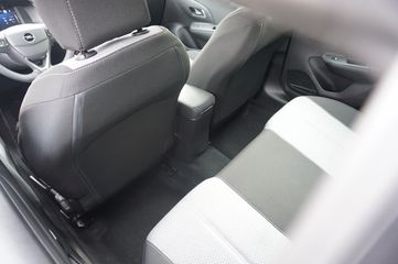 Voertuigafbeelding 13