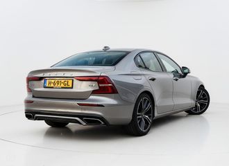 Voertuigafbeelding 2