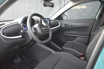 Voertuigafbeelding 5