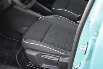 Voertuigafbeelding 7