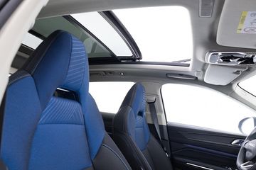 Voertuigafbeelding 6