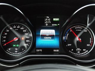 Voertuigafbeelding 16