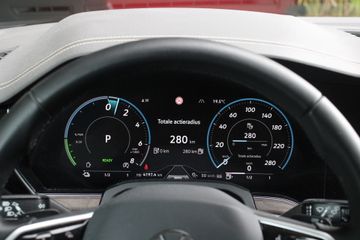 Voertuigafbeelding 12