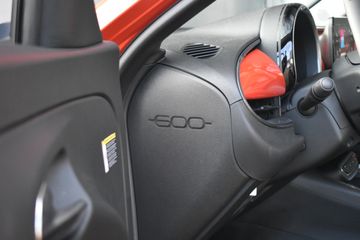 Voertuigafbeelding 13