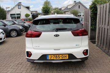 Voertuigafbeelding 4