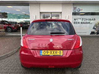 Voertuigafbeelding 6