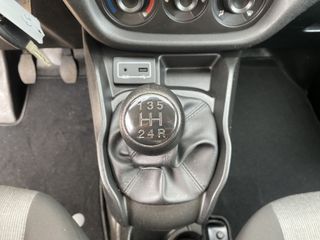 Voertuigafbeelding 37