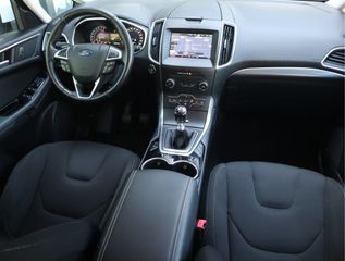 Voertuigafbeelding 2