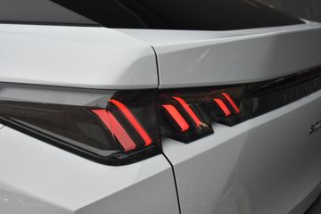 Voertuigafbeelding 27