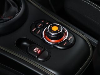 Voertuigafbeelding 25