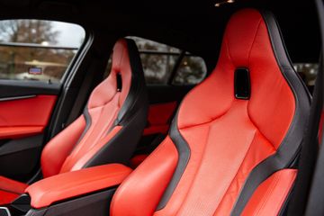 Voertuigafbeelding 24