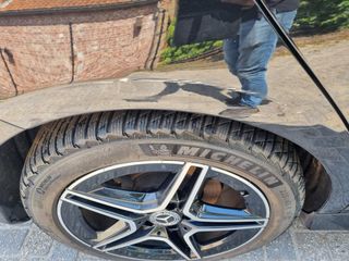 Voertuigafbeelding 8