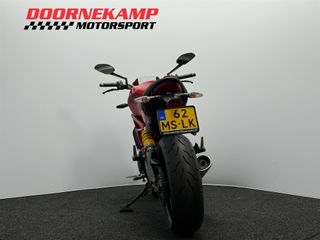 Voertuigafbeelding 12