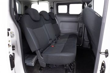 Voertuigafbeelding 6