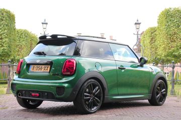 Voertuigafbeelding 2