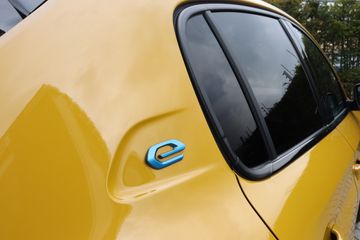 Voertuigafbeelding 12