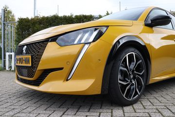 Voertuigafbeelding 4