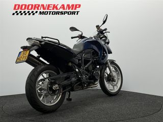 Voertuigafbeelding 14