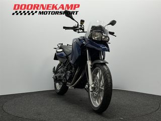 Voertuigafbeelding 3