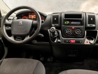 Voertuigafbeelding 6