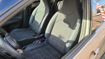 Voertuigafbeelding 11