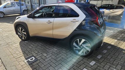 Voertuigafbeelding 6