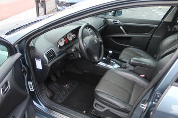 Voertuigafbeelding 9