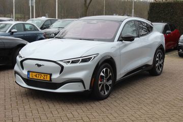 Voertuigafbeelding 6